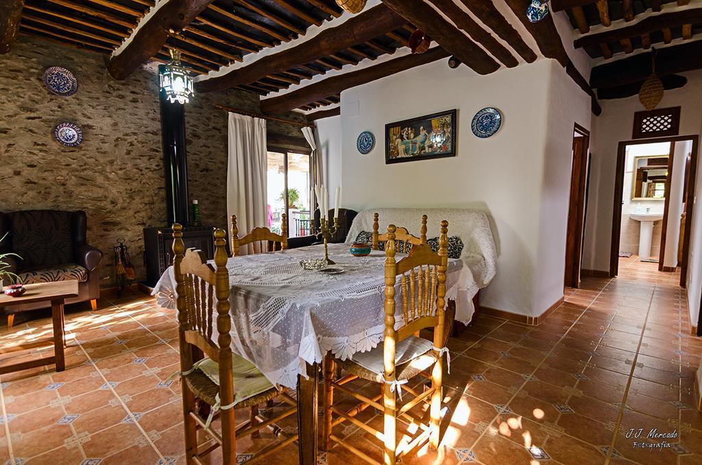 Вилла Casa El Porton Бубион Экстерьер фото