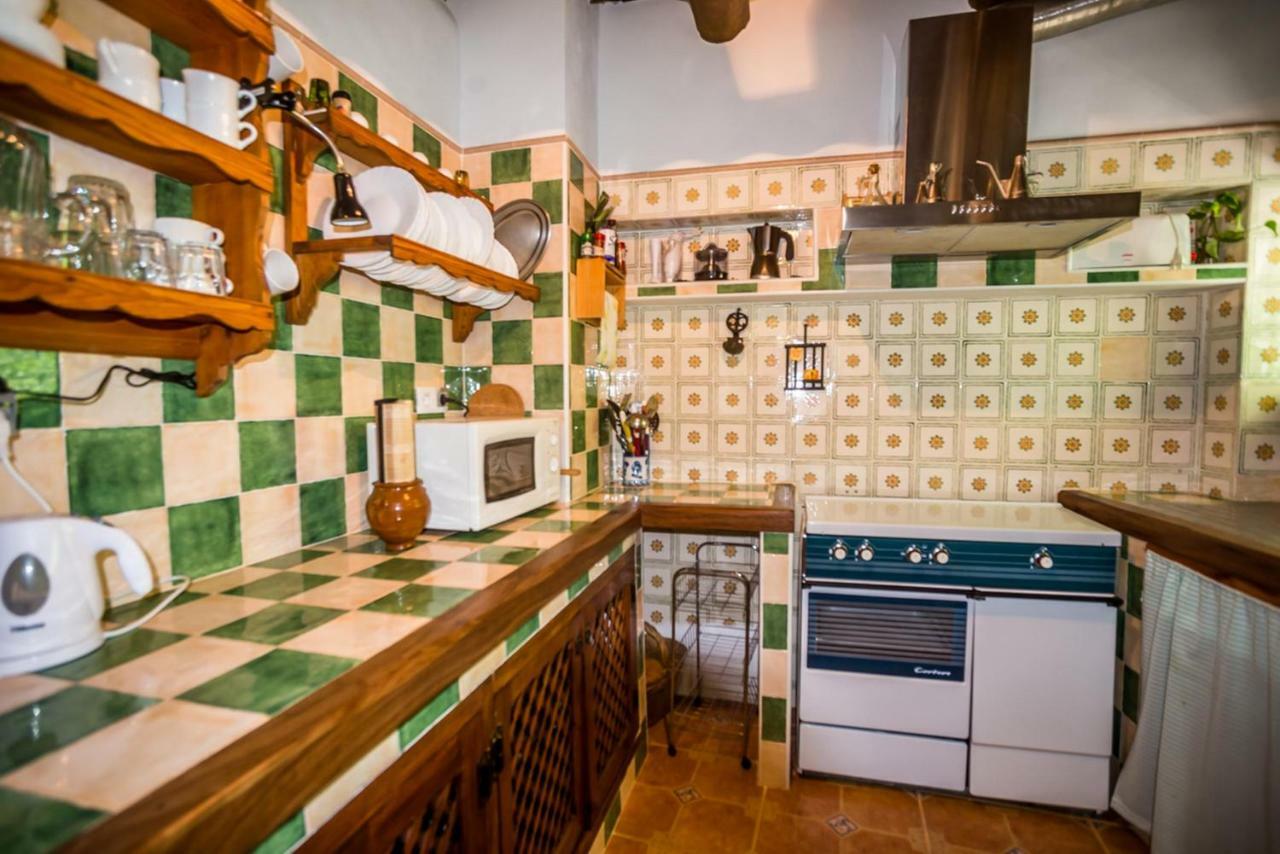 Вилла Casa El Porton Бубион Экстерьер фото